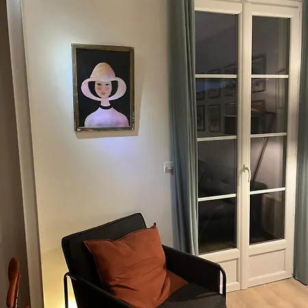 Les Capucines, Comme Chez Soi, Loin De Chez Soi アパート *