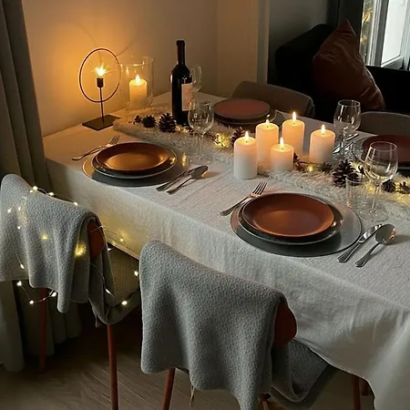 Les Capucines, Comme Chez Soi, Loin De Chez Soi *